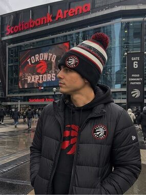 Toronto Raptors Pom Pom Toque Fleece Lined Black Red Adult Knit NBA Winter Hat